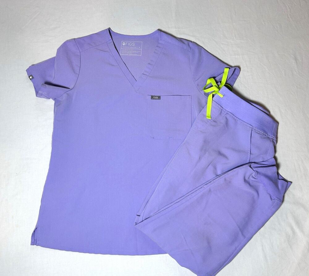 FIGS Lavender Dew Women's Scrub Set Catrina S, Zamora Jogger Pants M/P